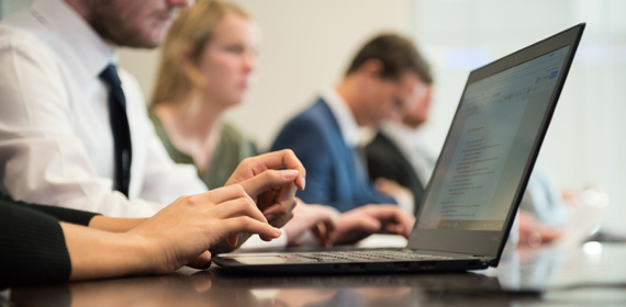 laptop group of people