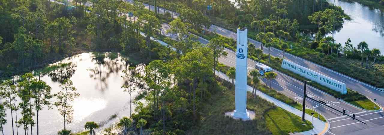 FGCU Welcome Sign